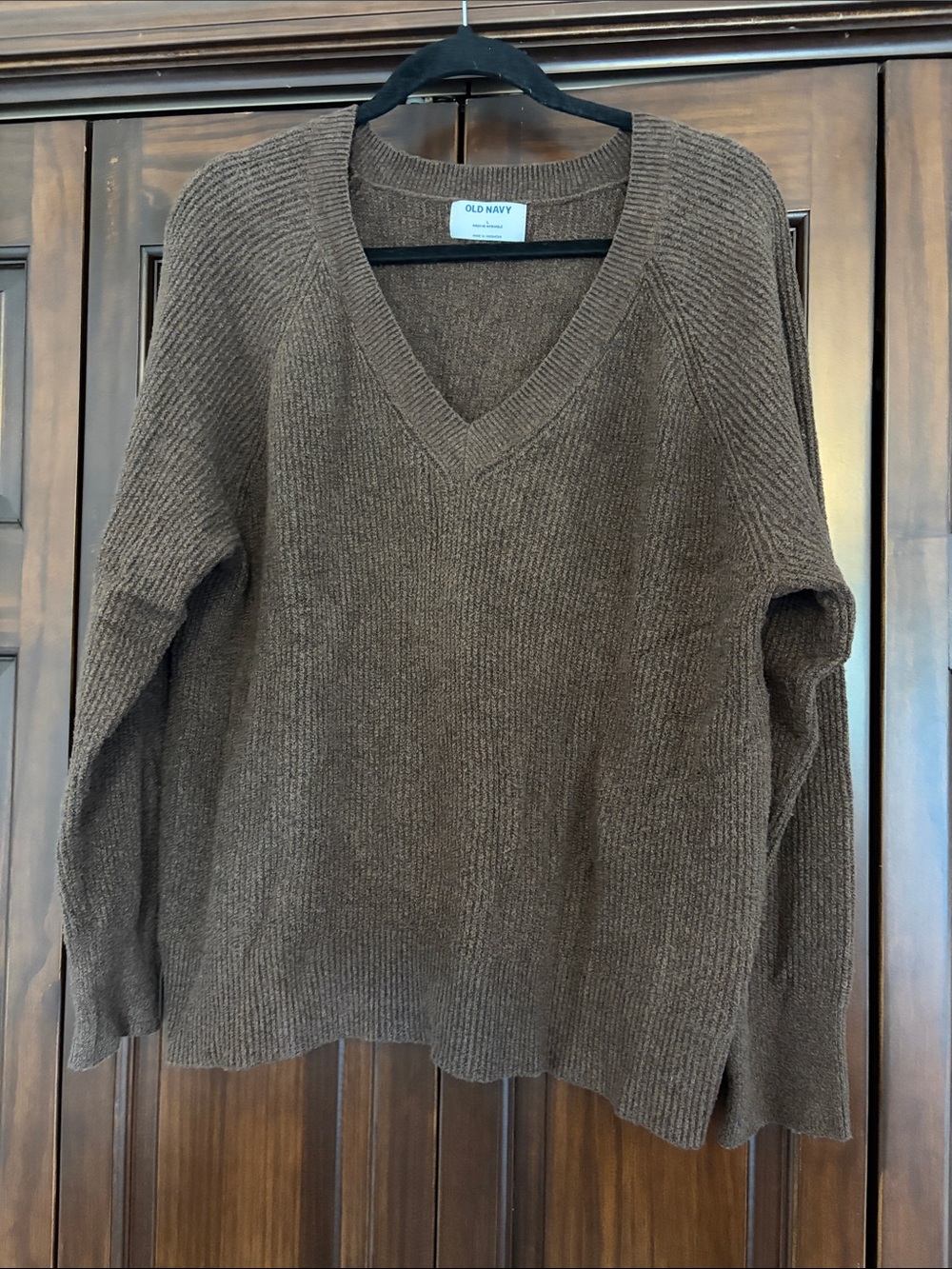 Old Navy Women's Brown V-Neck Pullover Sweater